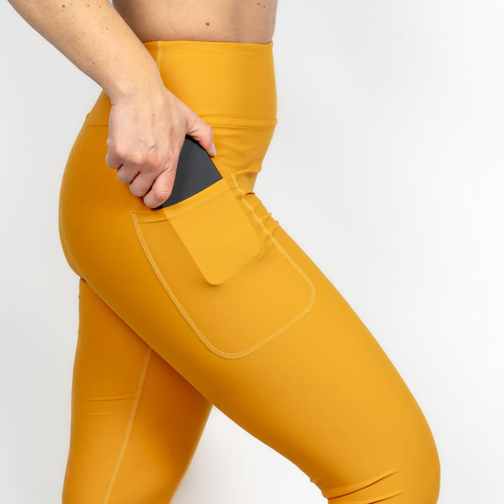 Signature Glow Leggings