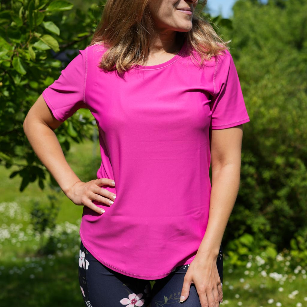 Vigga Fitted Raspberry T-Shirt