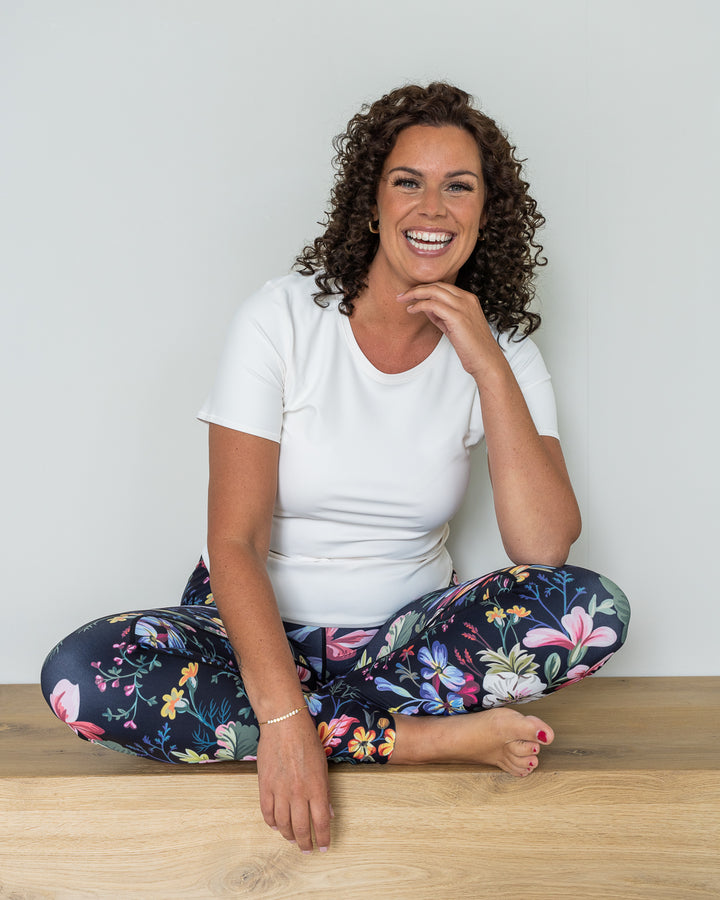 Vigga Fitted Off-White T-Shirt